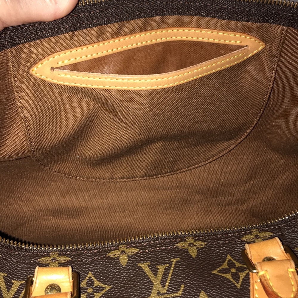 3X⭐️Host Pick⭐️ Louis Vuitton - Picture 15 of 16